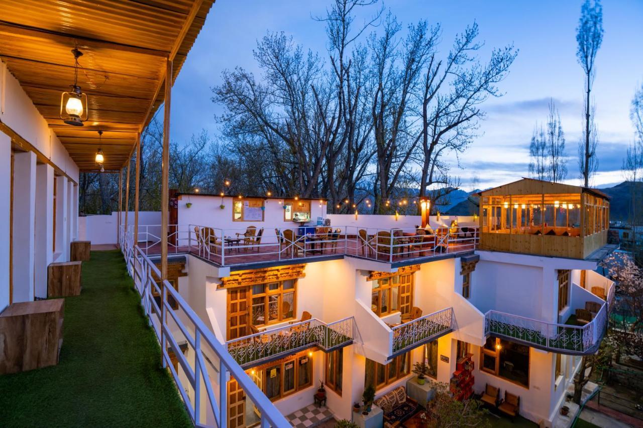 Rainbow Hostelier Λεχ Εξωτερικό φωτογραφία