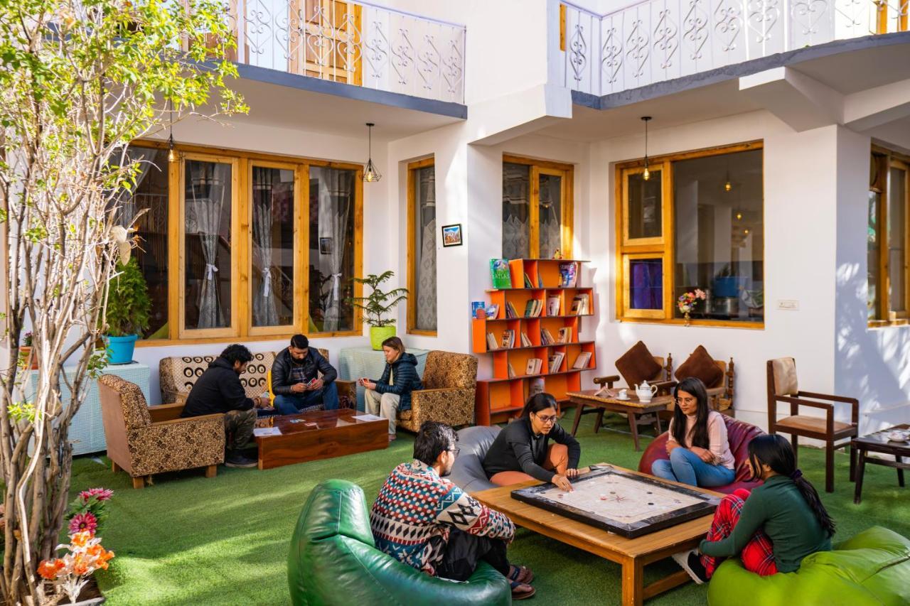 Rainbow Hostelier Λεχ Εξωτερικό φωτογραφία